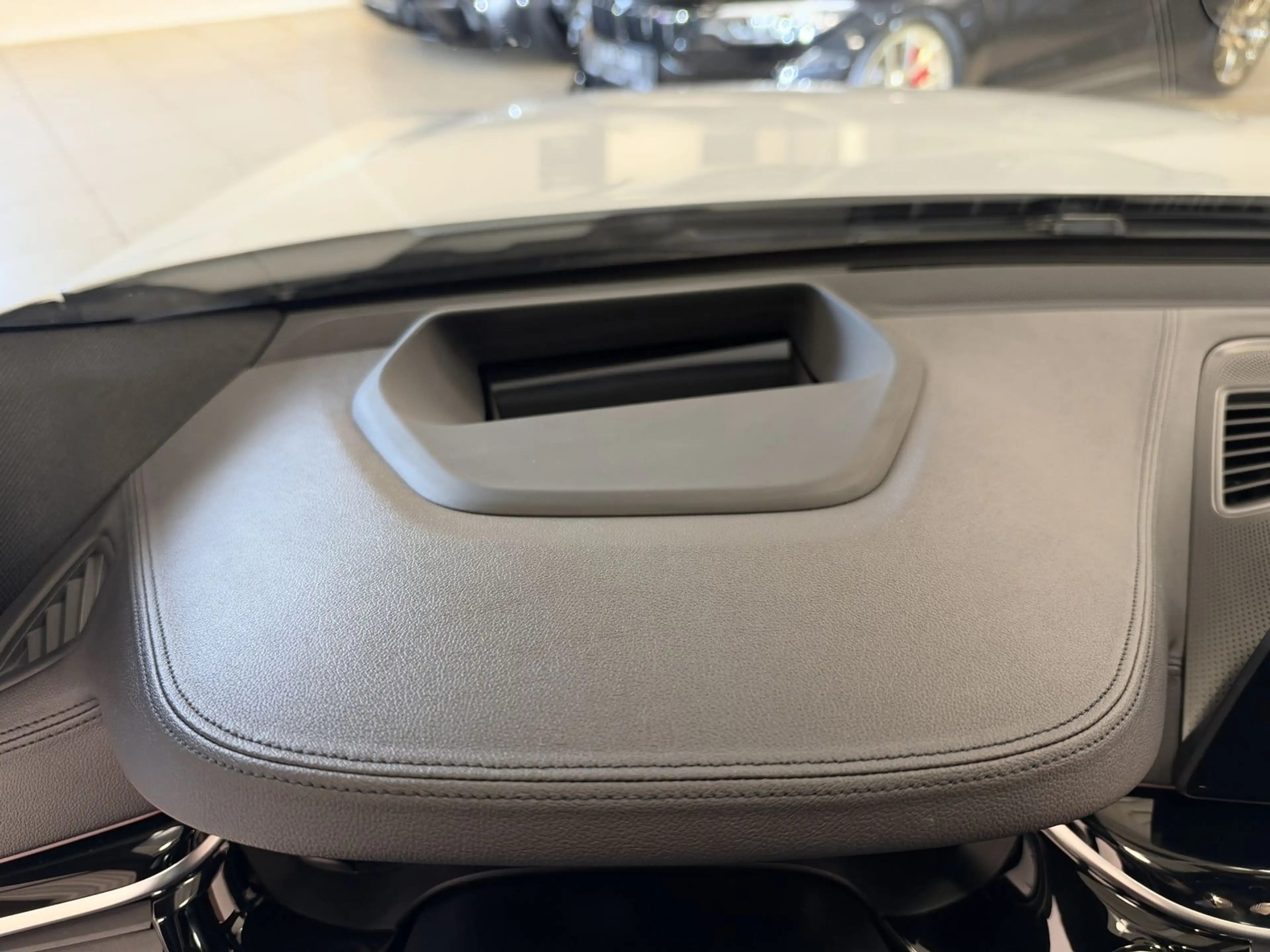 BMW 630 d xD M Sport Pano-B&W-360°-20" — photo 15