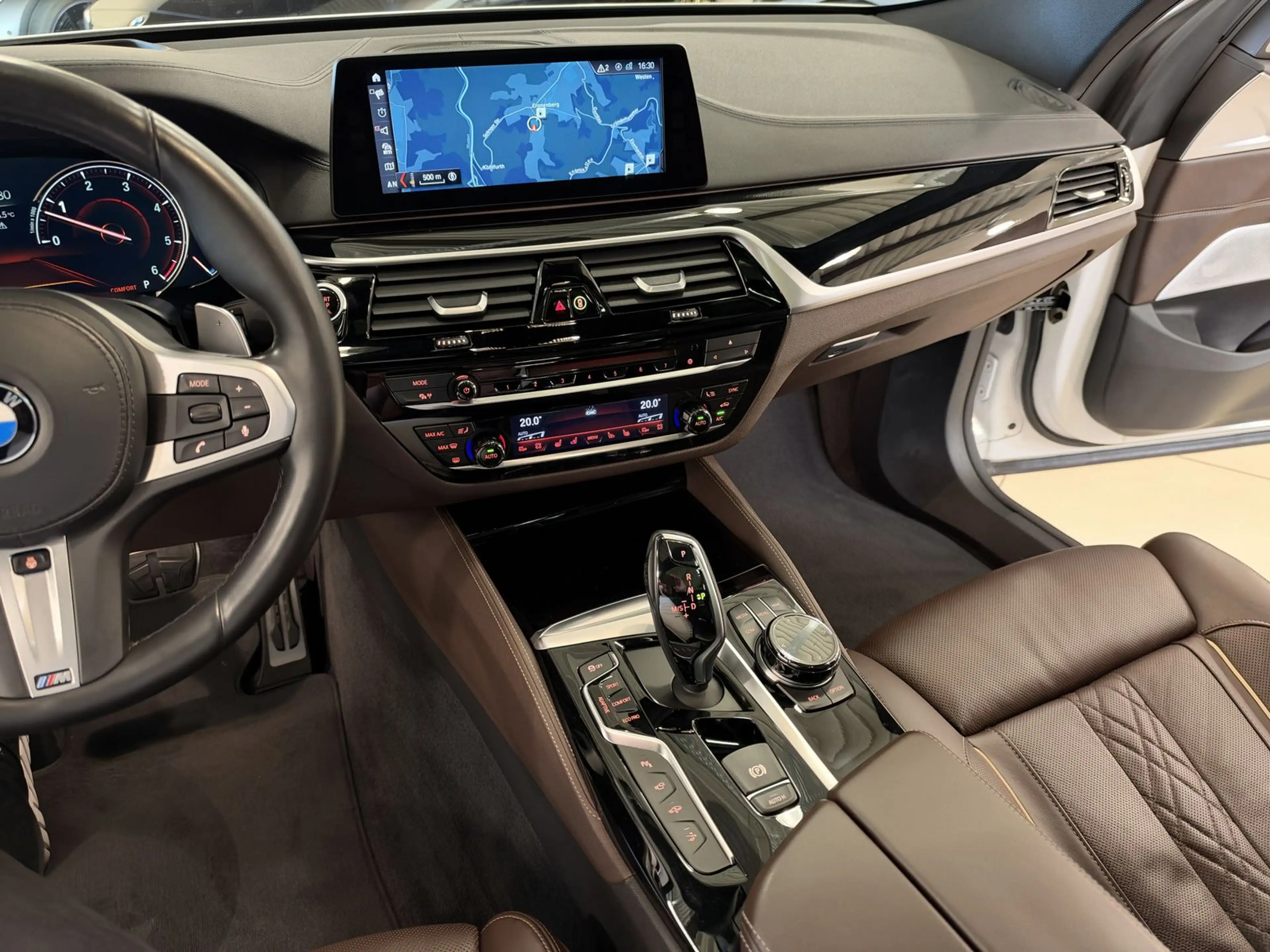 BMW 630 d xD M Sport Pano-B&W-360°-20" — photo 12