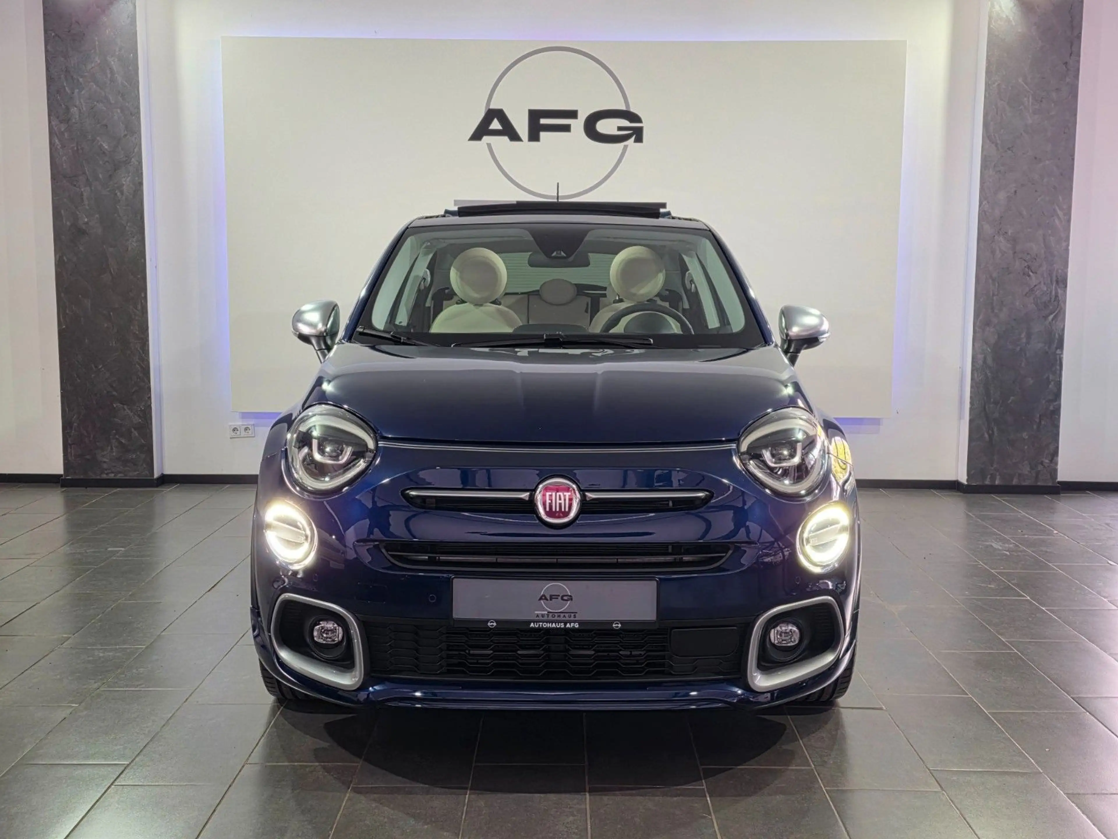 Fiat 500X Yacht Club Capri*AUTOMATIK* — photo 2