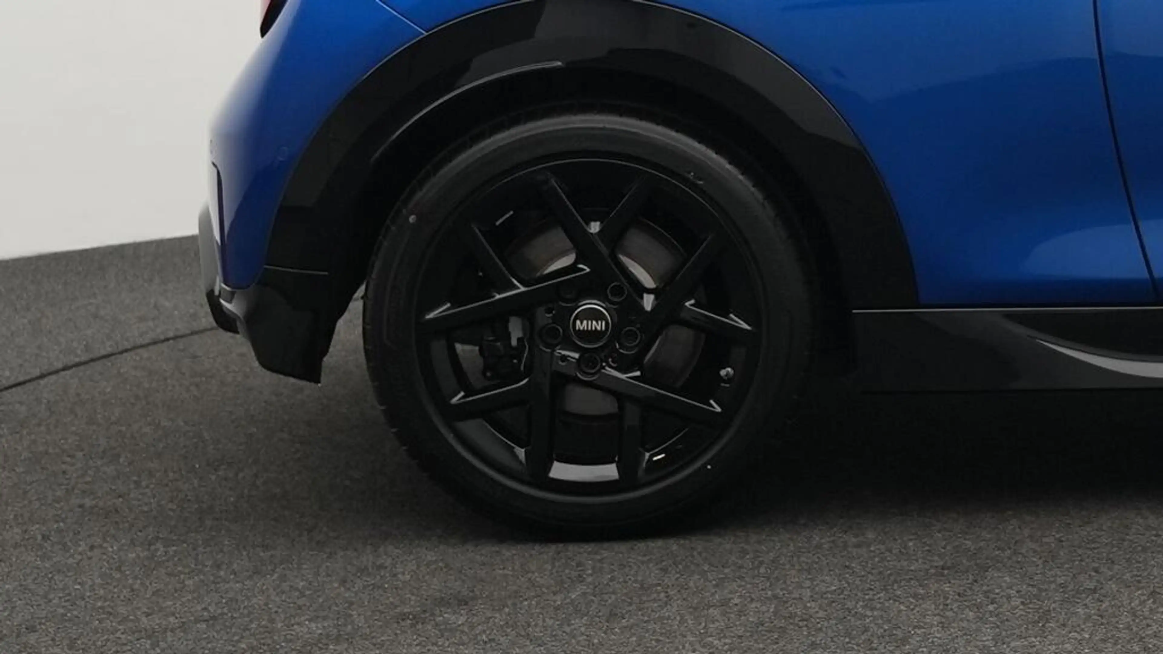 MINI Cooper C John Cooper Works Trim — photo 10