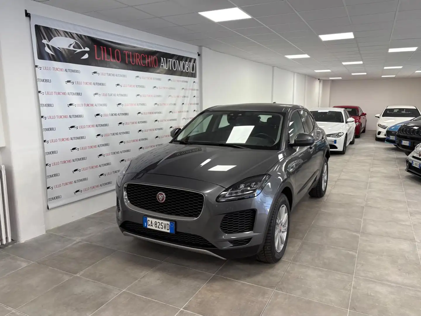 Jaguar E-Pace 2.0D 150 CV AWD aut. S Gris - 1