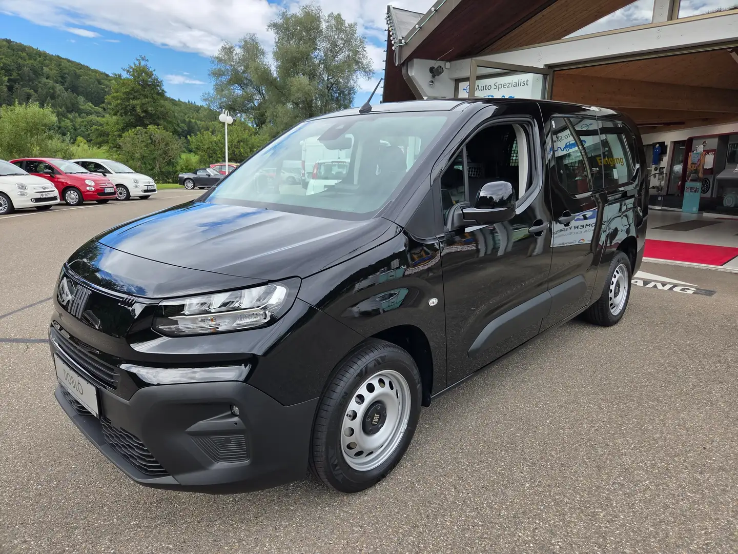Fiat Doblo 1.5 Blue HDi L2 Autom. Multicab 5 Sitzer NEUWAGEN Schwarz - 1
