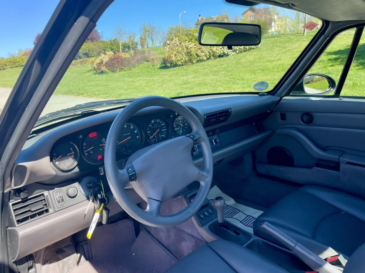 Porsche 993 Carrera Coupé, foto 6