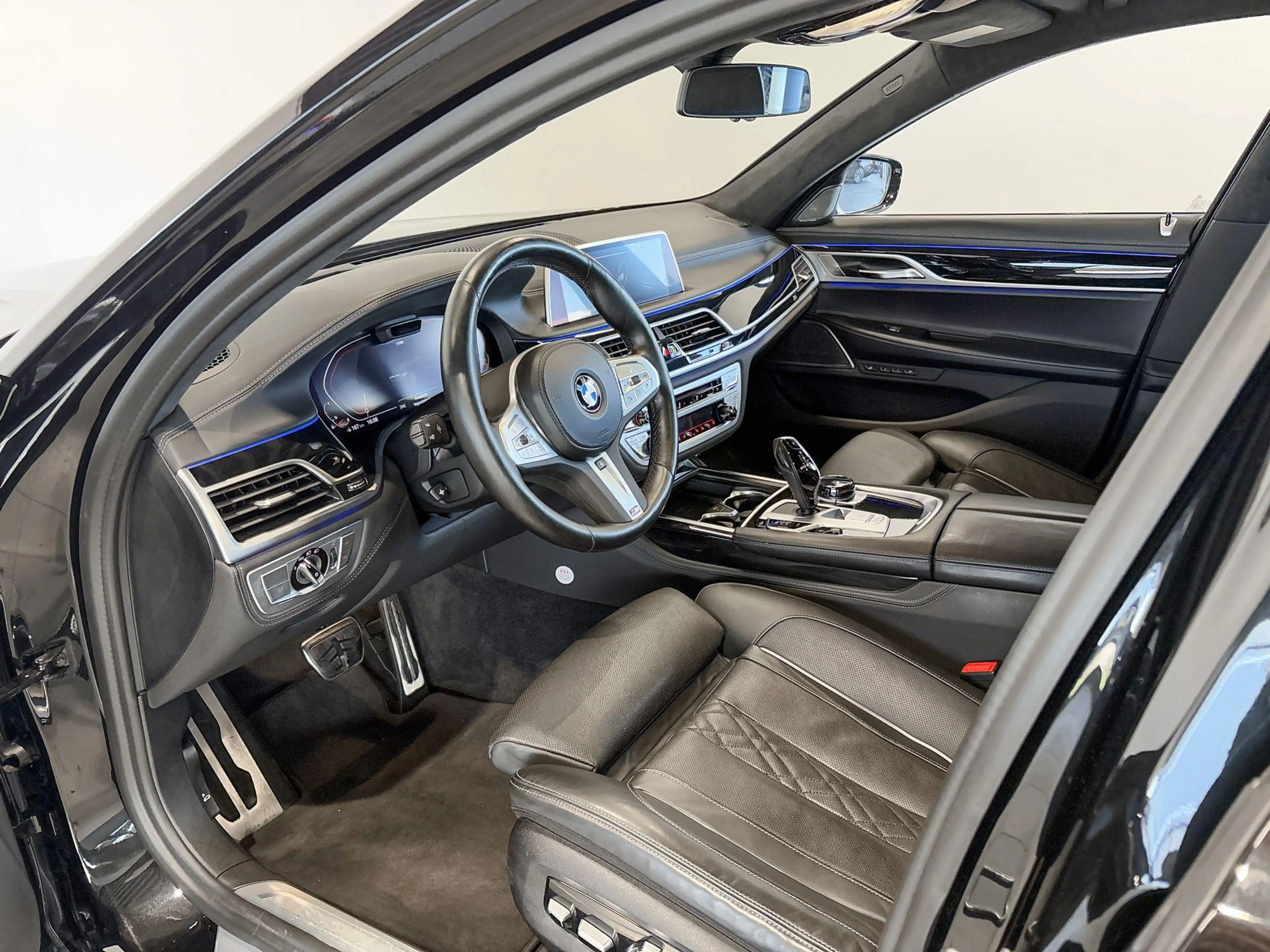BMW 750 7 Serie Sedan 750i xDrive High Executive M Sportpa — photo 10