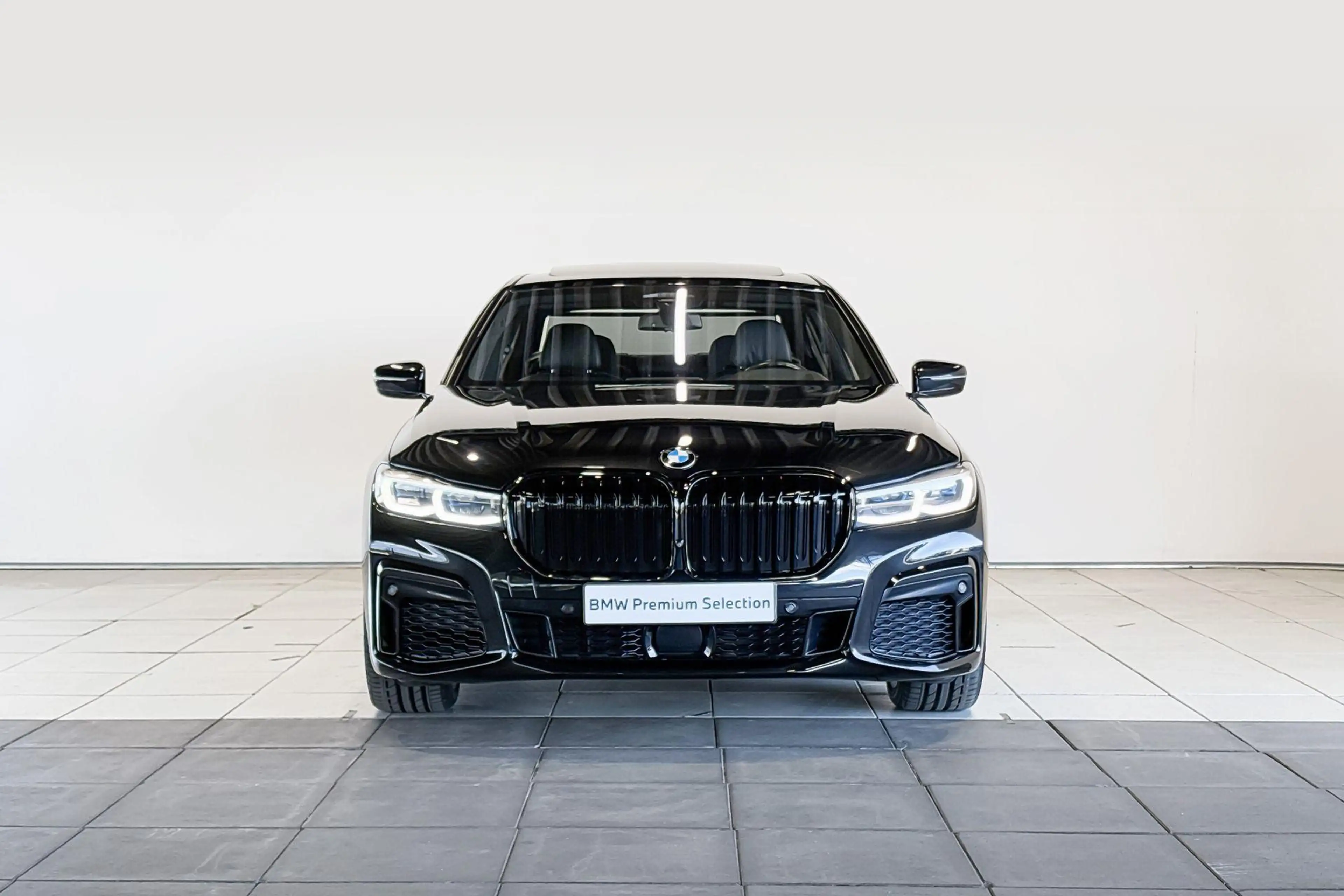 BMW 750 7 Serie Sedan 750i xDrive High Executive M Sportpa — photo 6