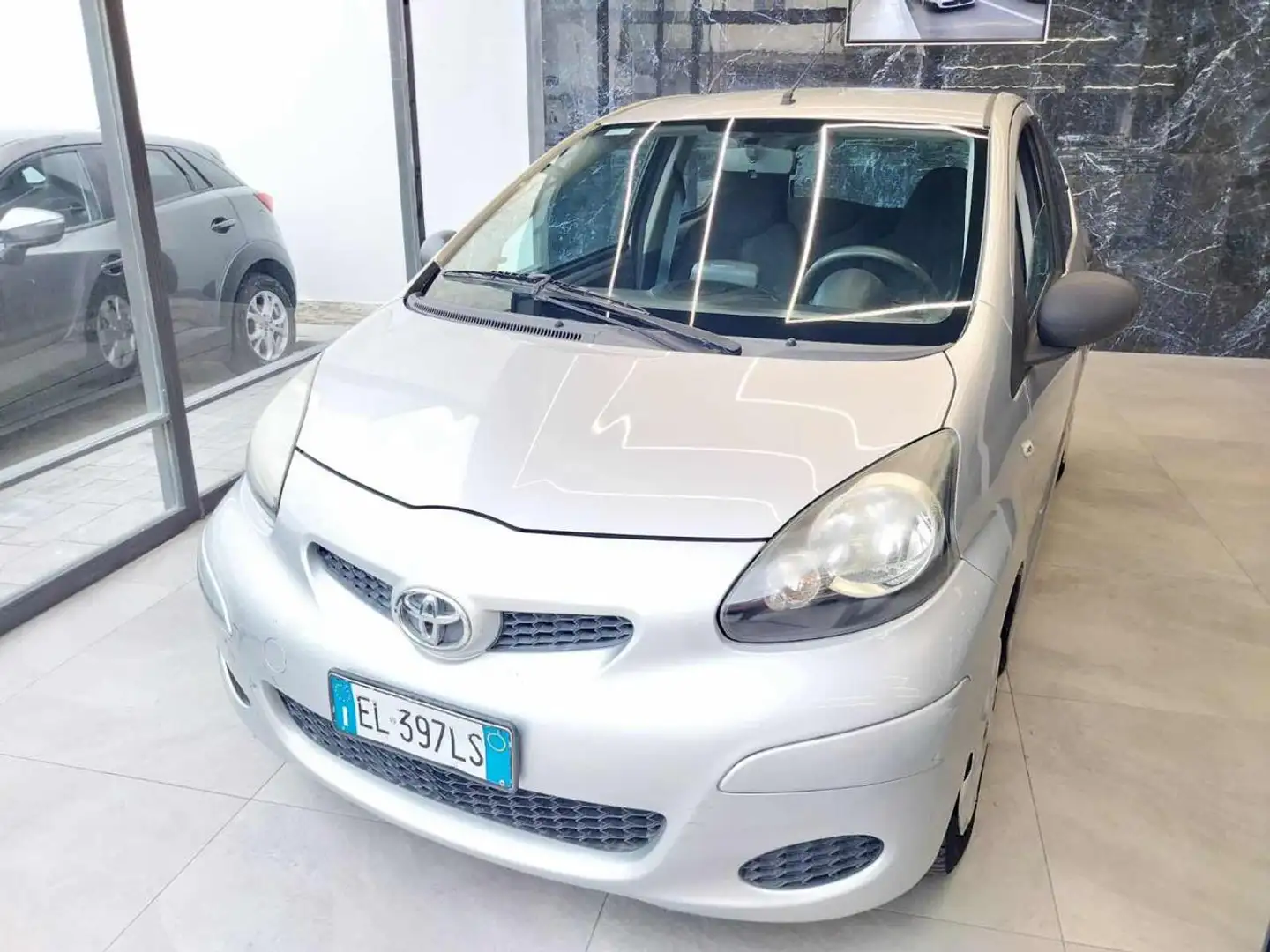 Toyota Aygo 1.0 12V VVT-i (GARANZIA 12 MESI ) Argintiu - 2