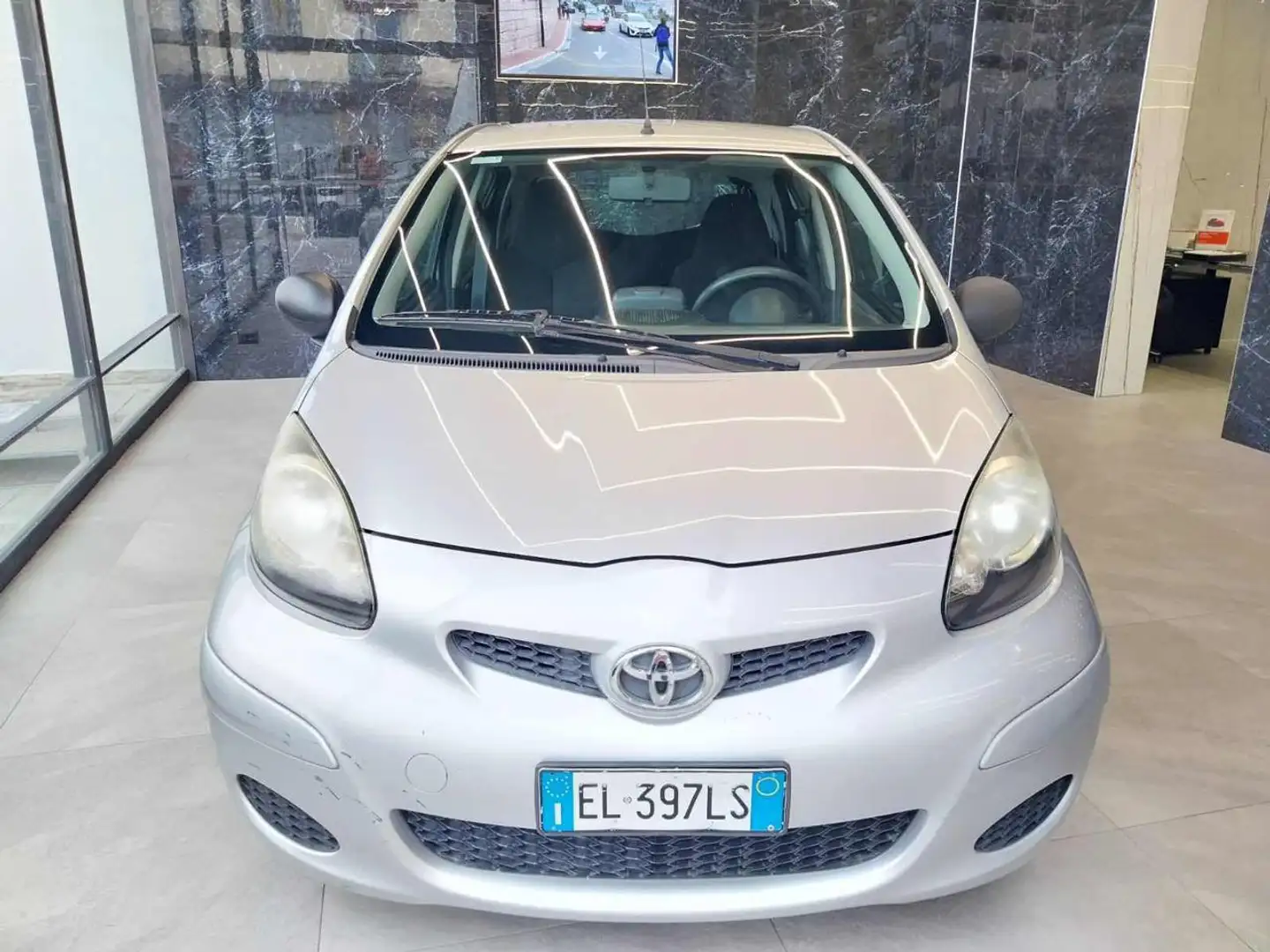 Toyota Aygo 1.0 12V VVT-i (GARANZIA 12 MESI ) Argintiu - 1