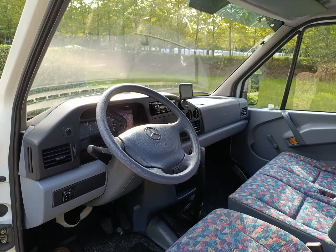 Mercedes-Benz Sprinter 412 D | UNIEKE Oprijwagen | Automaat | 168.000km | Historie Airport Ground Support | Luchtvering, foto 3