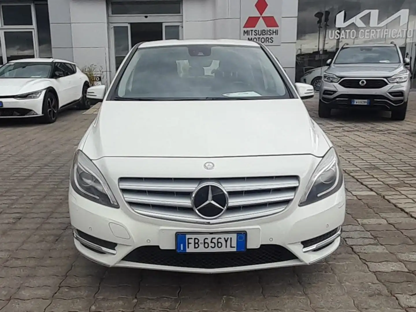 Mercedes-Benz B 200 d Executive Bianco - 1