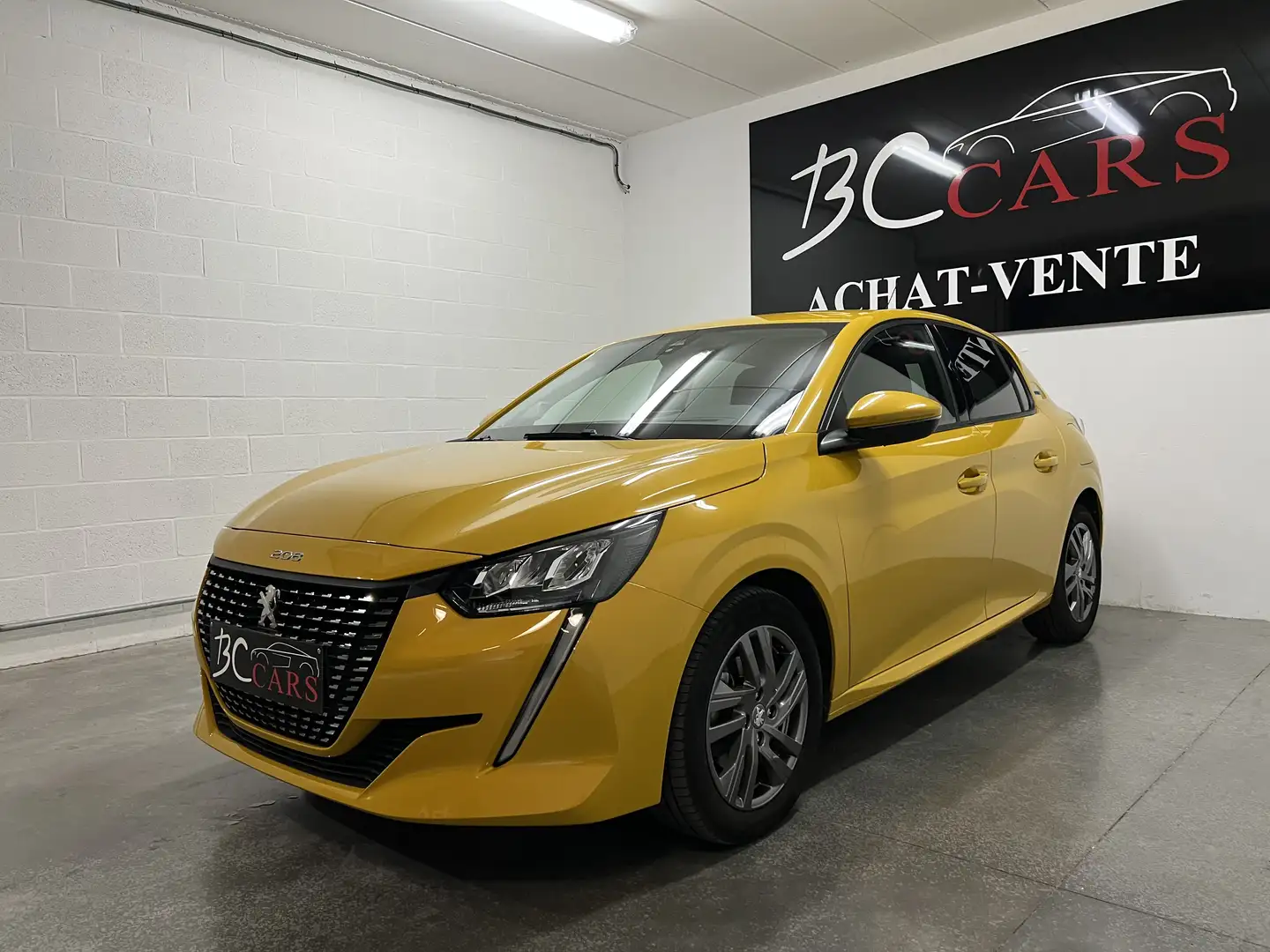 Peugeot 208 1.2i PureTech*GARANTIE*CAR PLAY*LED*CLIM*JANTE* - 1