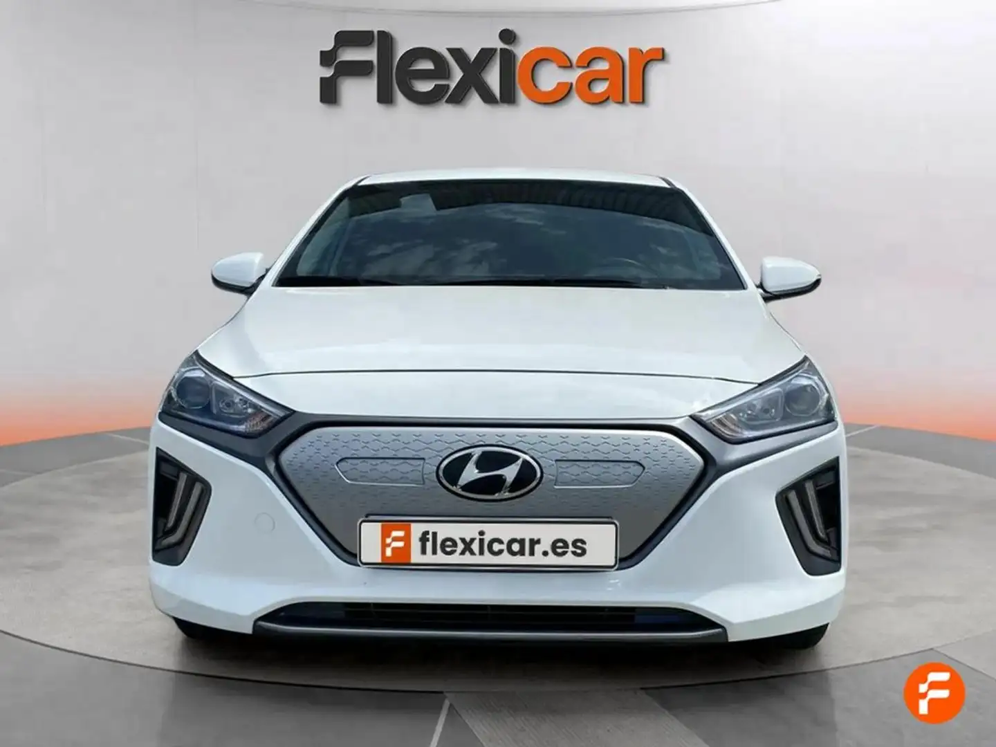 Hyundai IONIQ EV Tecno Amarillo - 2