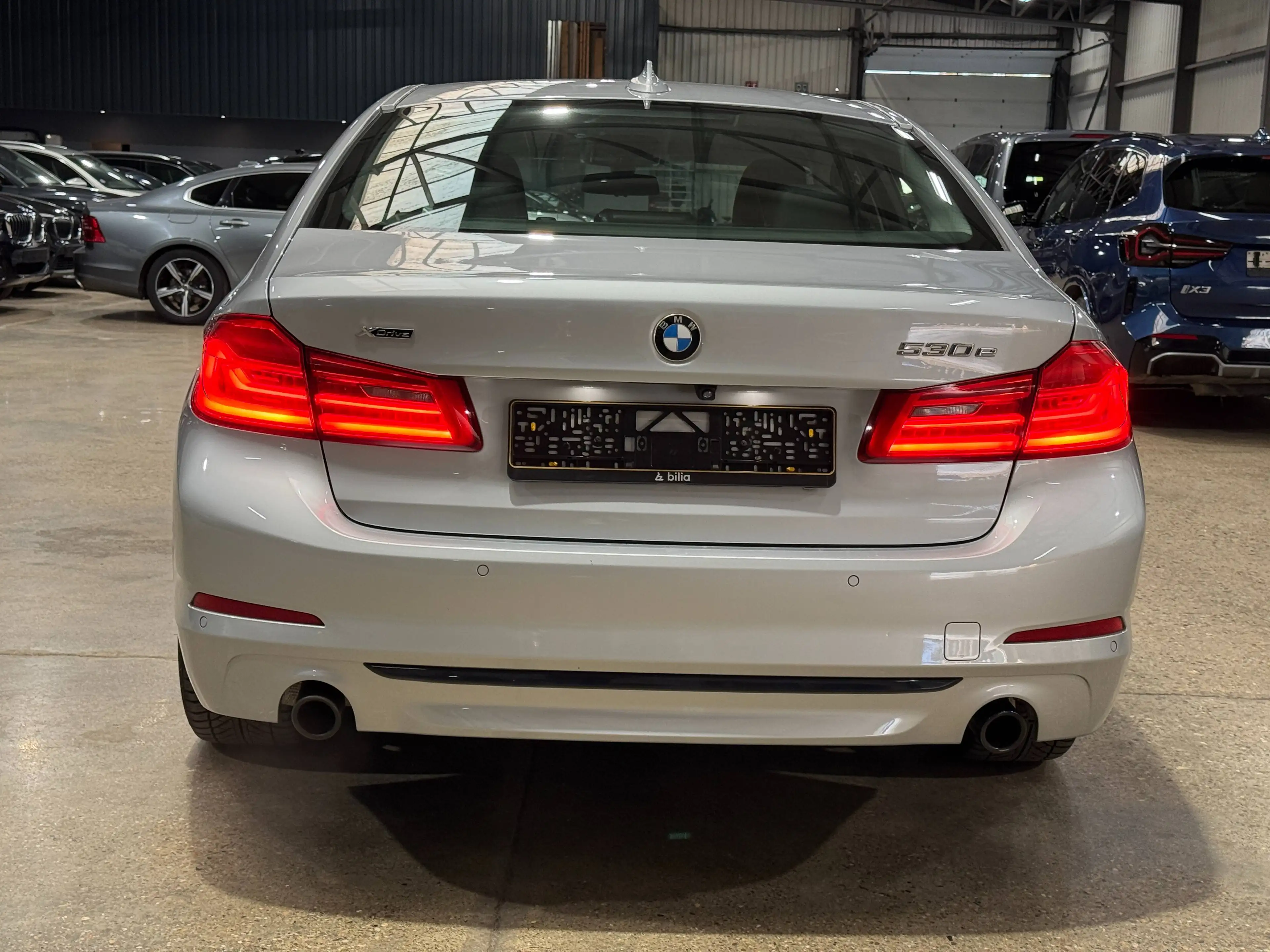 BMW 530 530eXAS PHEV — photo 6
