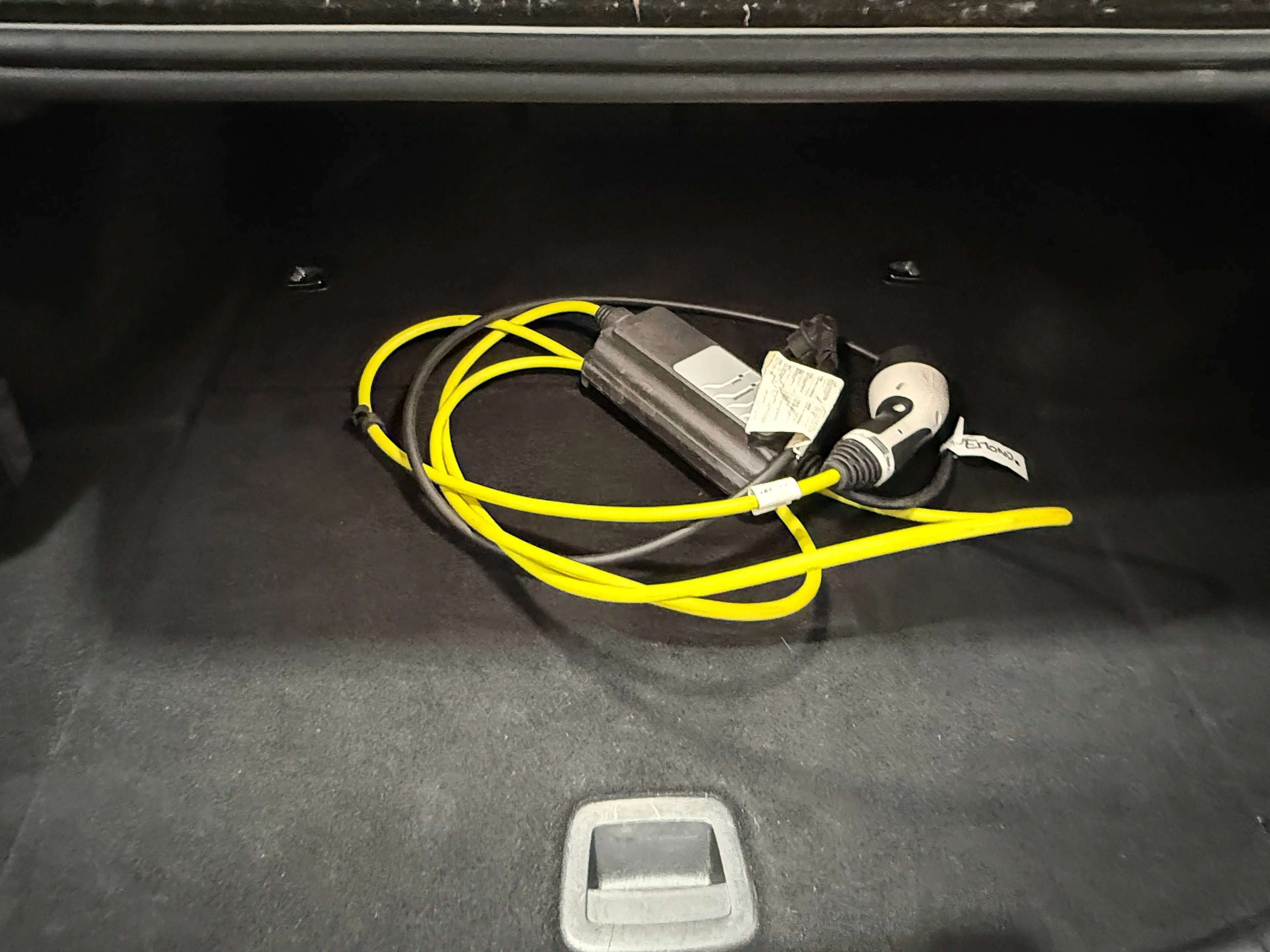BMW 530 530eXAS PHEV — photo 10