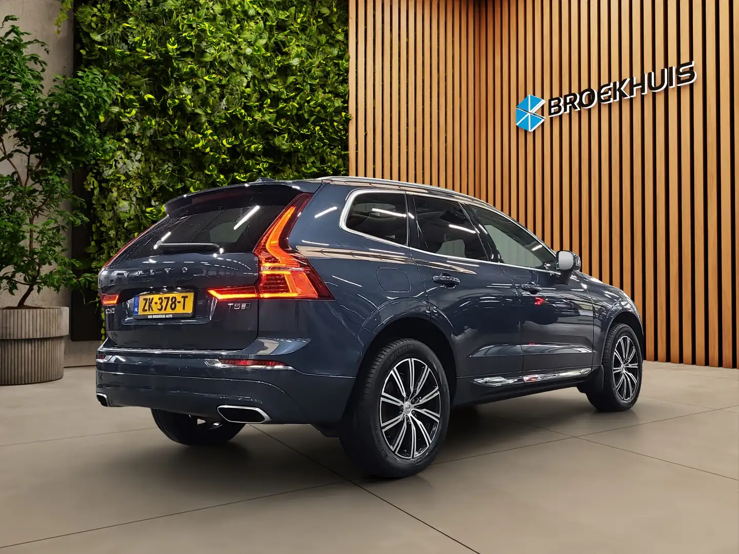 Volvo XC60 2.0 T5 AWD Inscription | Luchtvering | Trekhaak | Bleu - 2