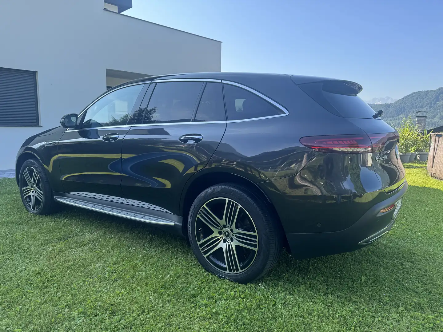 Mercedes-Benz EQC 400 4MATIC 80kWh Aut. - 1