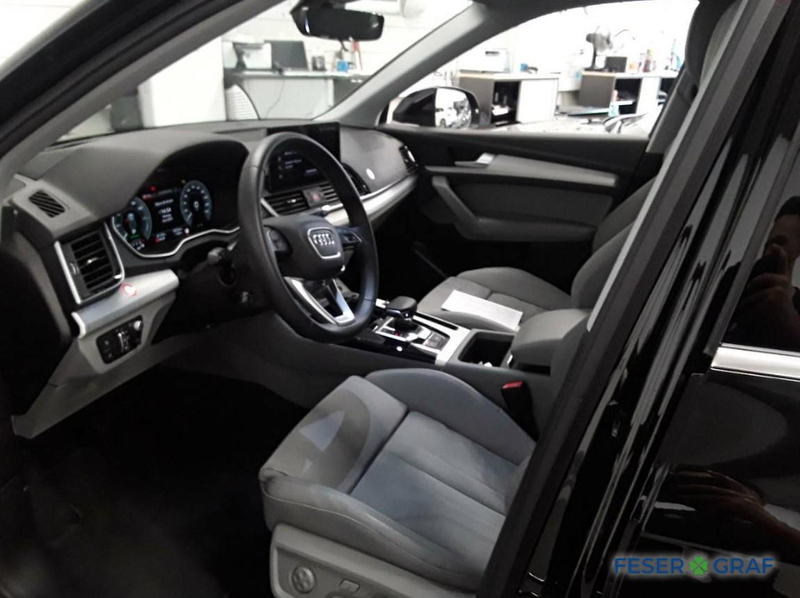 Audi Q5 50 TFSI e S tronic quattro - S line business — photo 3