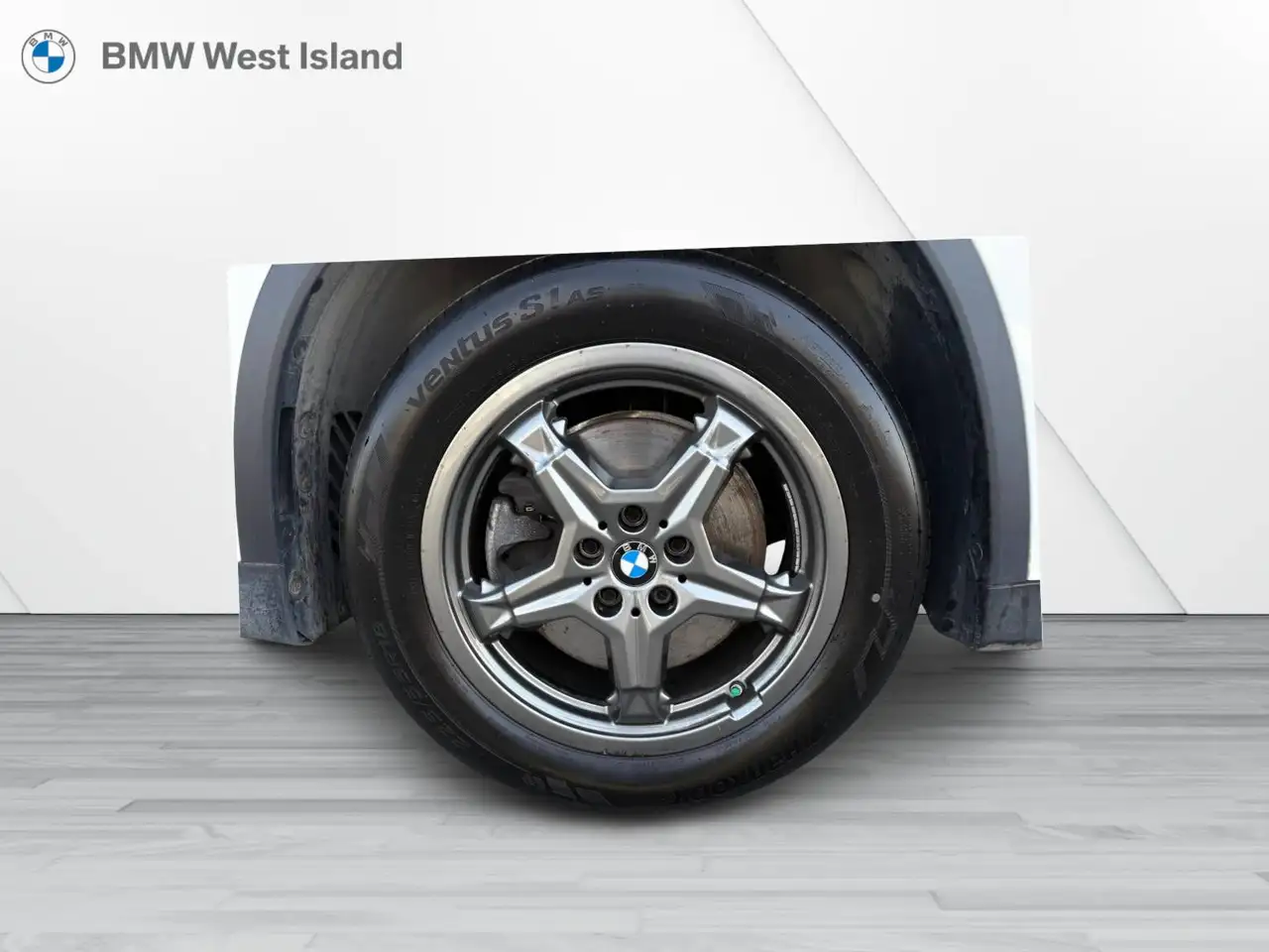 BMW X1 снимка BMW X1