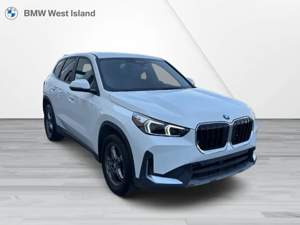 BMW X1 снимка BMW X1