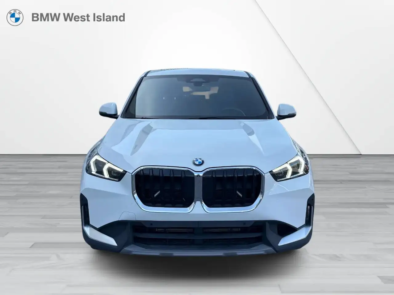 BMW X1 снимка BMW X1