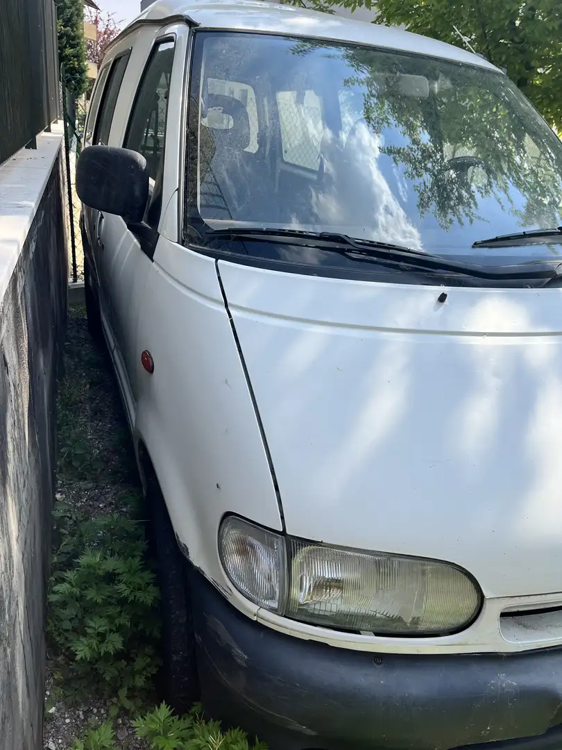 Nissan Vanette Nissan Vanette Cargo 2.3 Del 1998 - 2