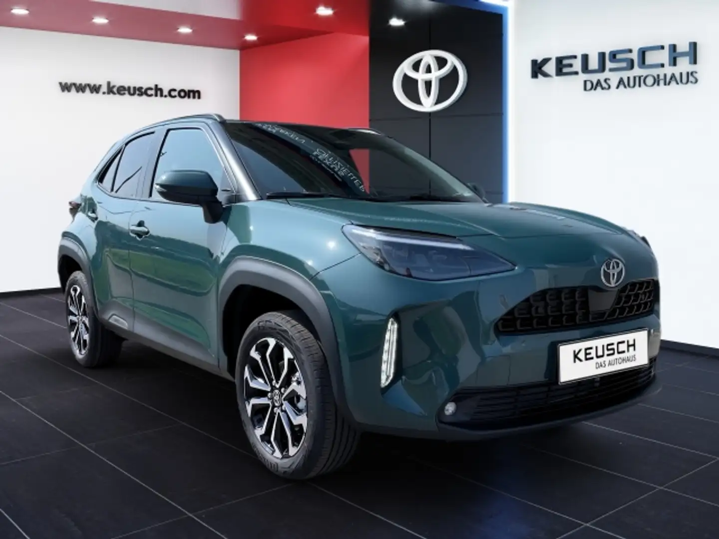 Toyota Yaris Cross Yaris Cross SUV, 5-türig Active Drive 1,5 VVT-i Hy Grün - 1