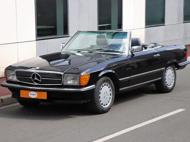 Mercedes-Benz SL 560