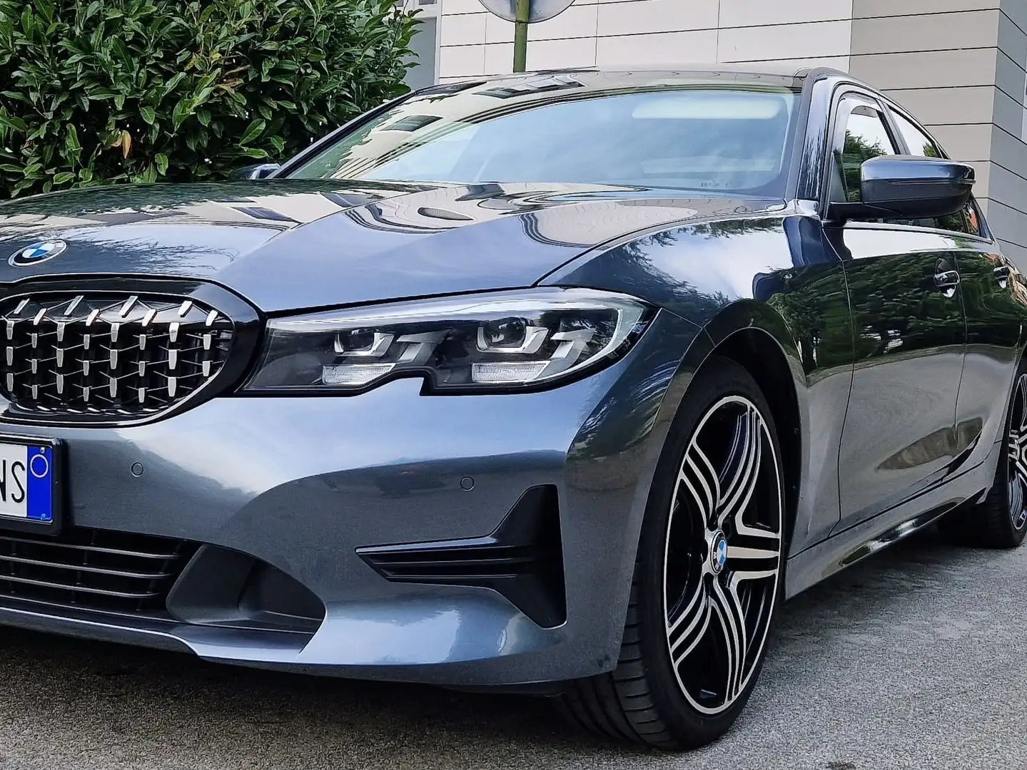 BMW 318 G 20 M sport 215.000 km - 1