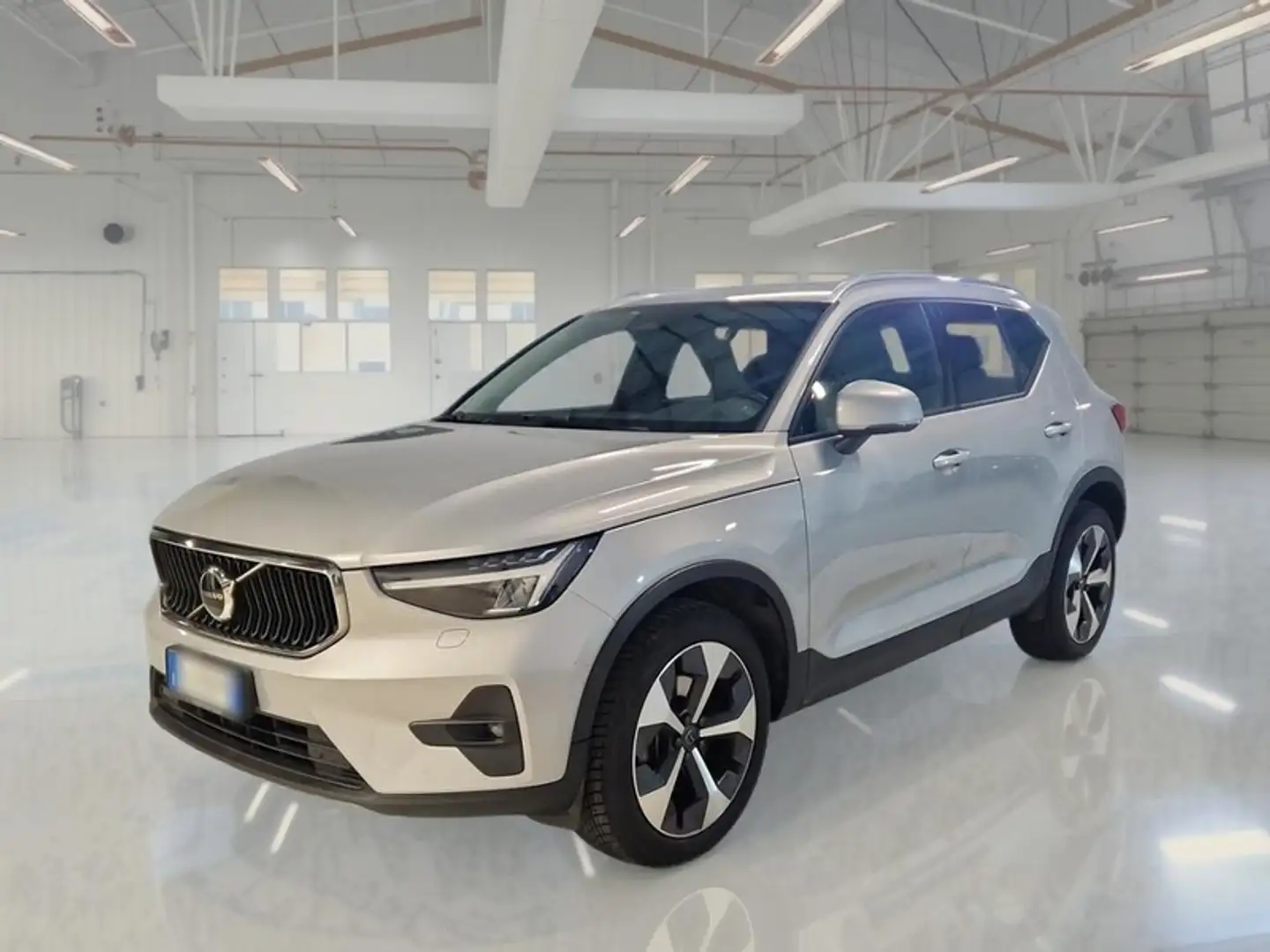 Volvo XC40 B4 AWD AUTOMATICO CORE 5 PORTE SUV - 1