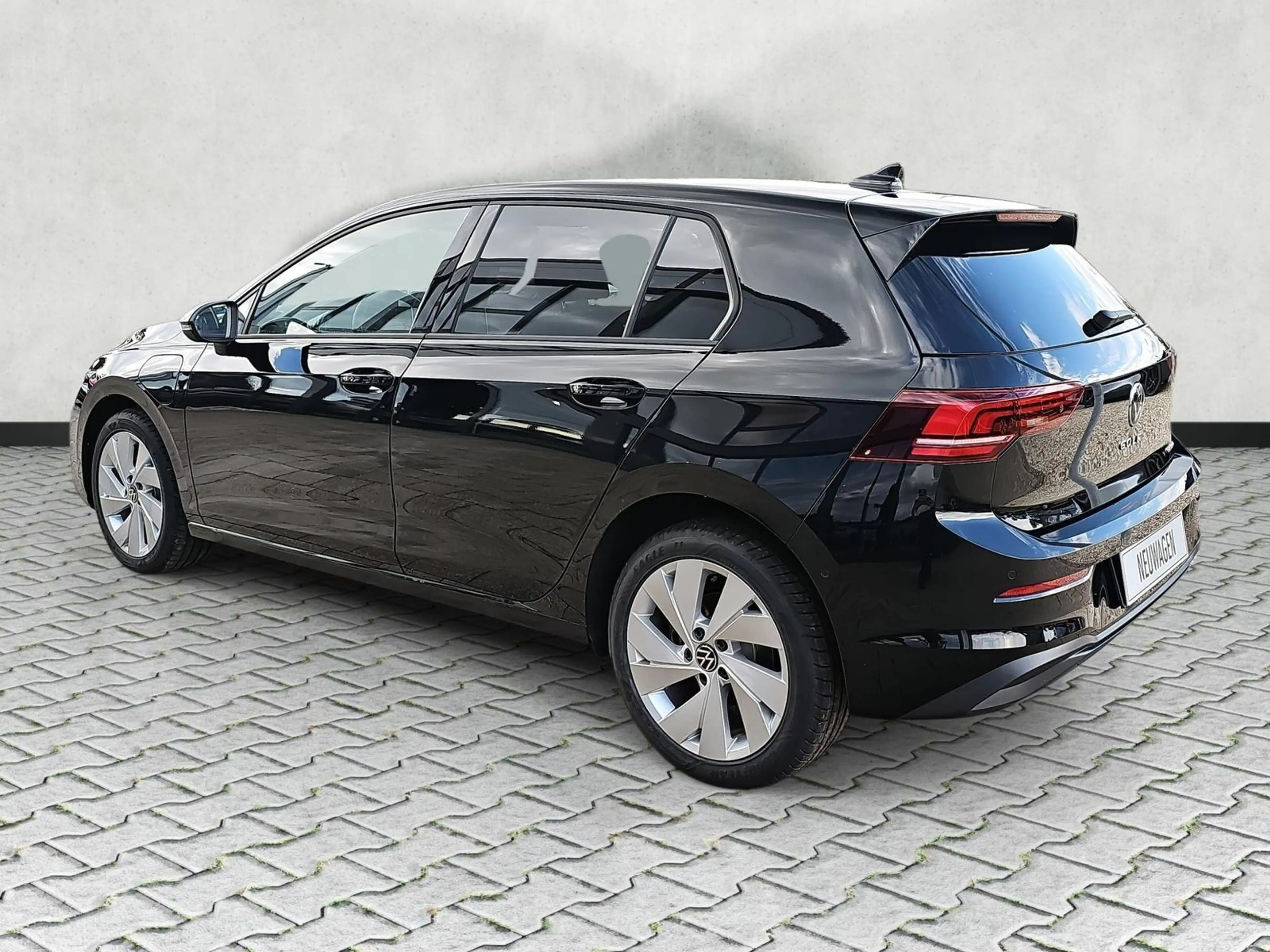 Volkswagen Golf 1.5 TSI eHybrid 150 kW Life Park&Comfort Pro Ka... — photo 5