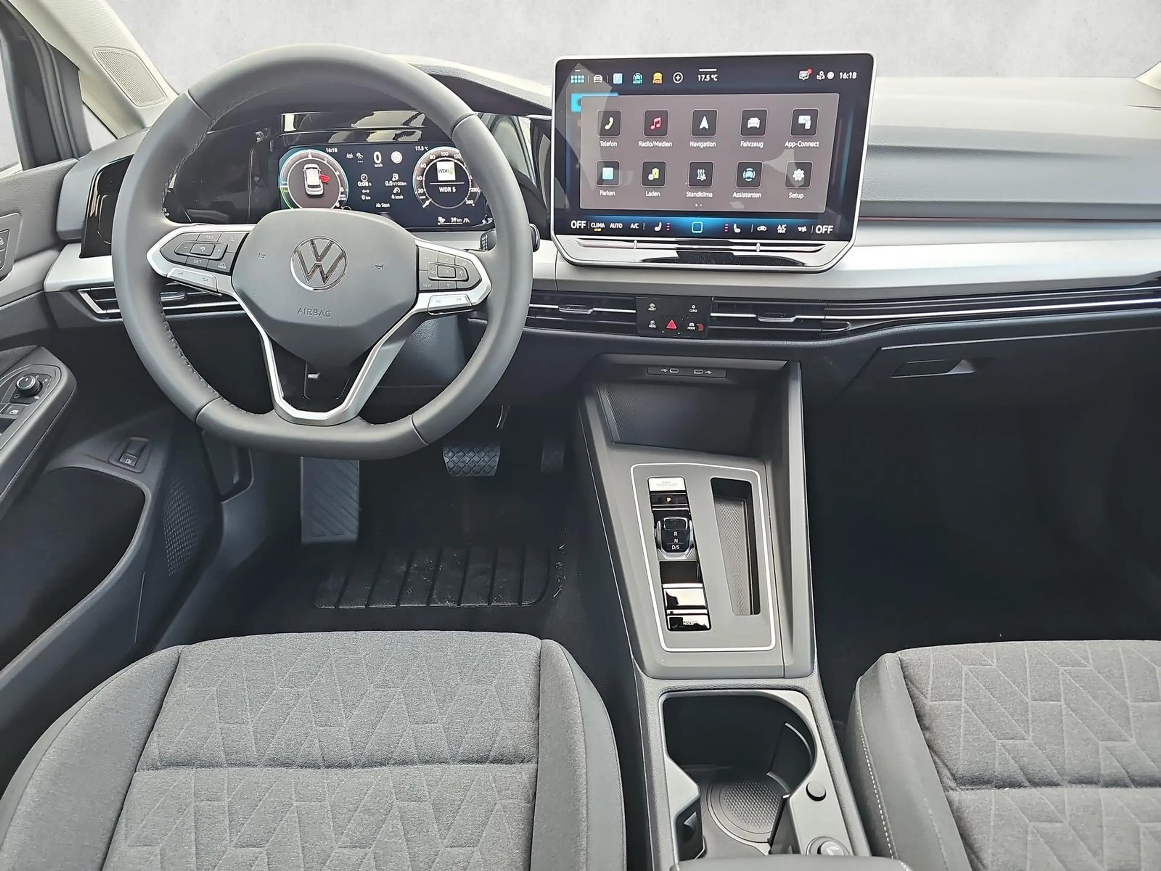 Volkswagen Golf 1.5 TSI eHybrid 150 kW Life Park&Comfort Pro Ka... — photo 11