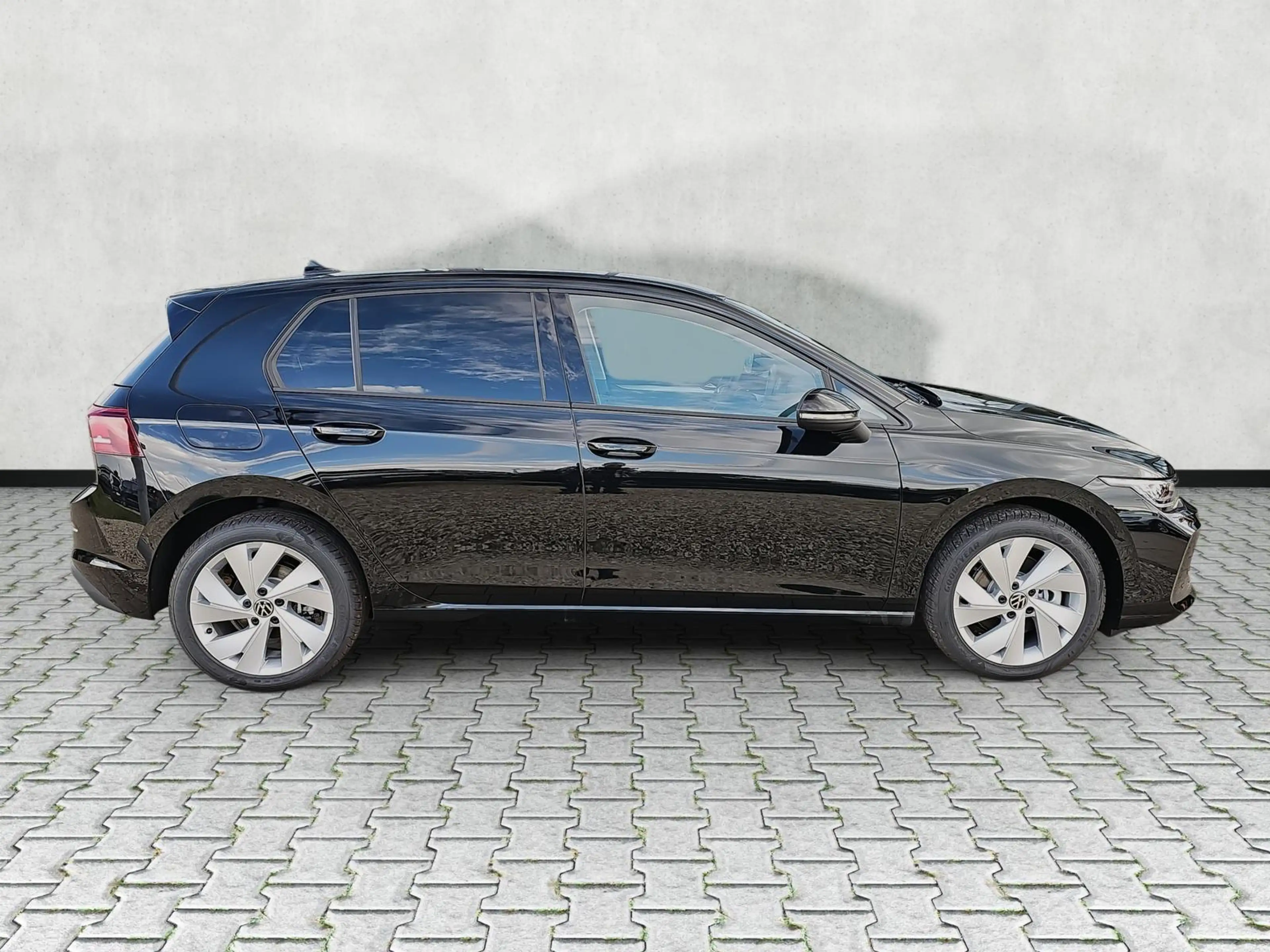 Volkswagen Golf 1.5 TSI eHybrid 150 kW Life Park&Comfort Pro Ka... — photo 8