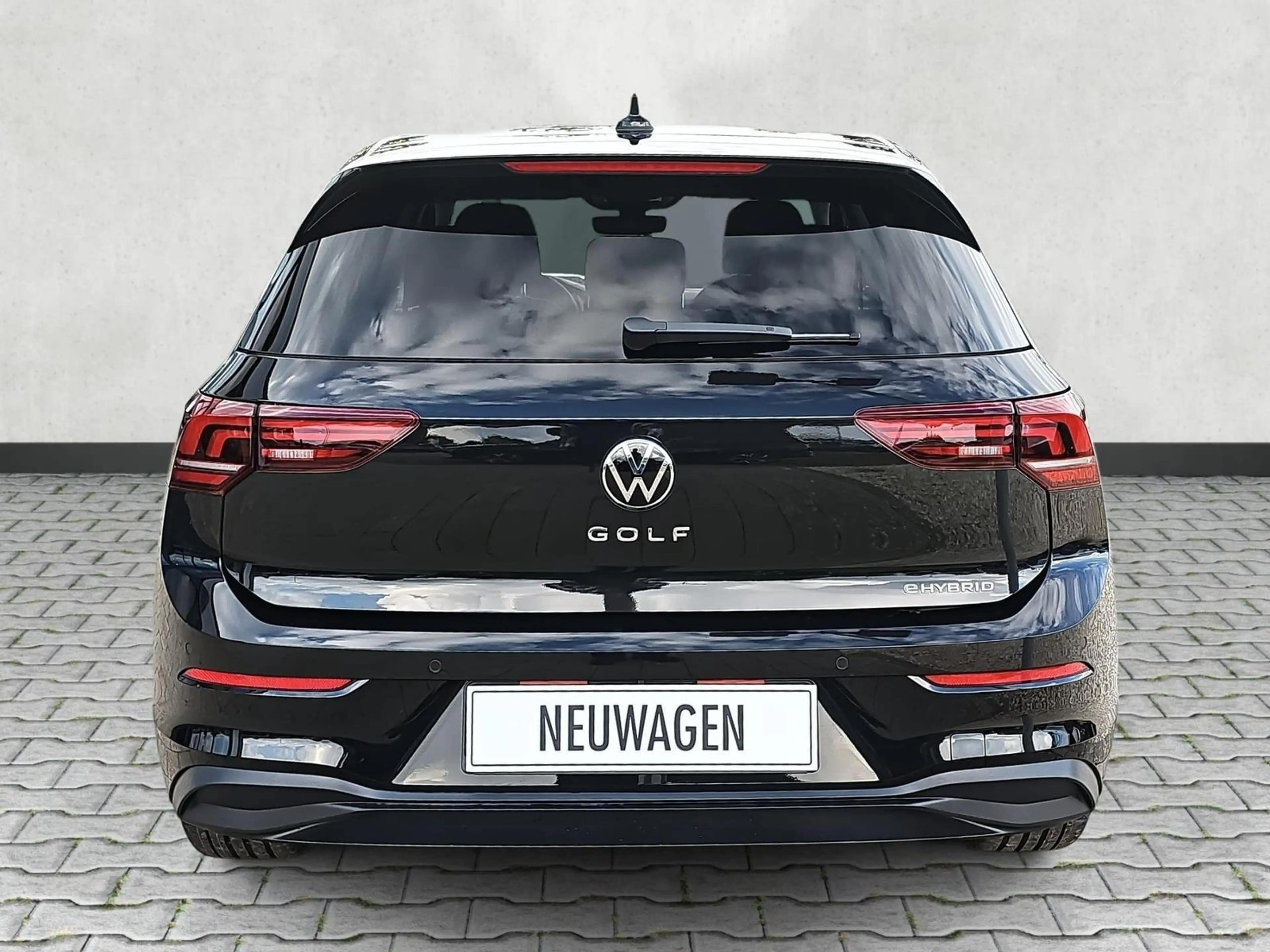 Volkswagen Golf 1.5 TSI eHybrid 150 kW Life Park&Comfort Pro Ka... — photo 6