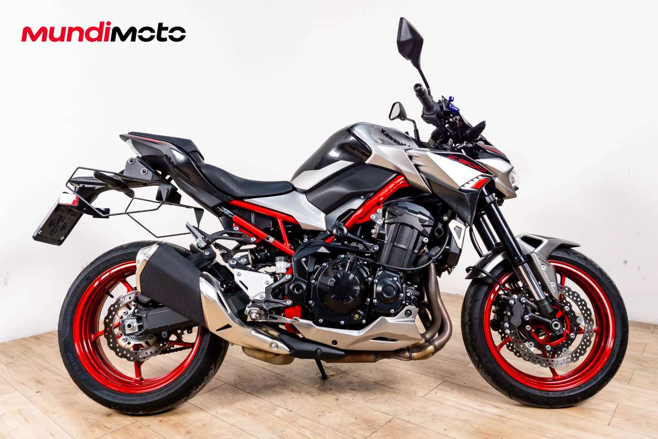 Kawasaki Z 900