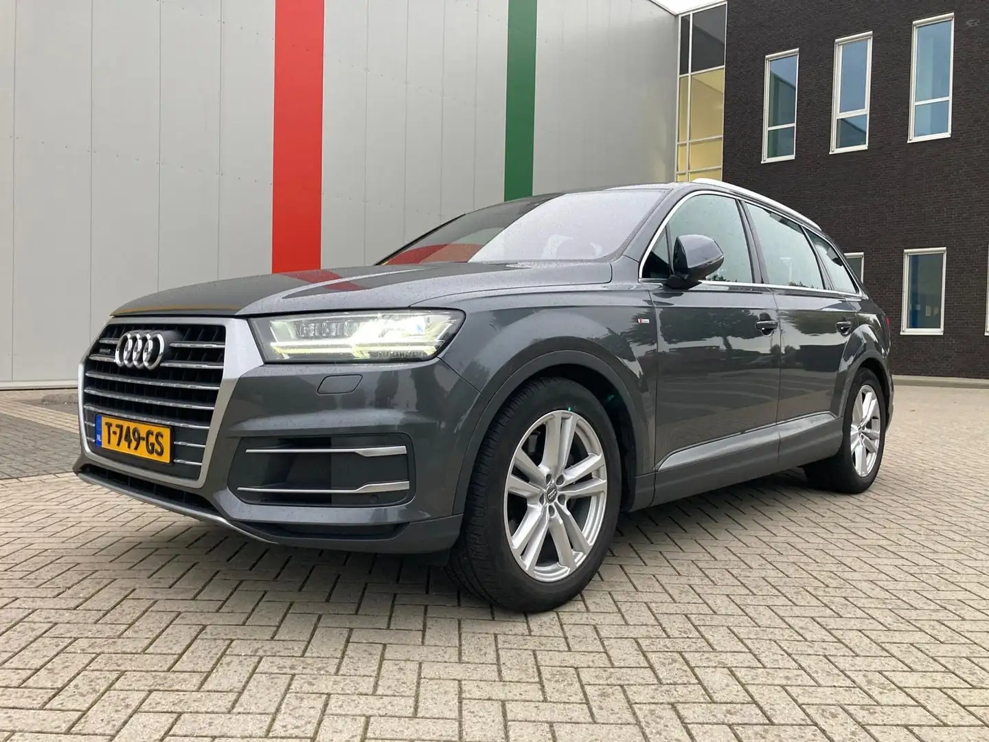Audi Q7 3.0 TDI | Dealer | 2e Eig | 7zits | Matrix Grey - 1