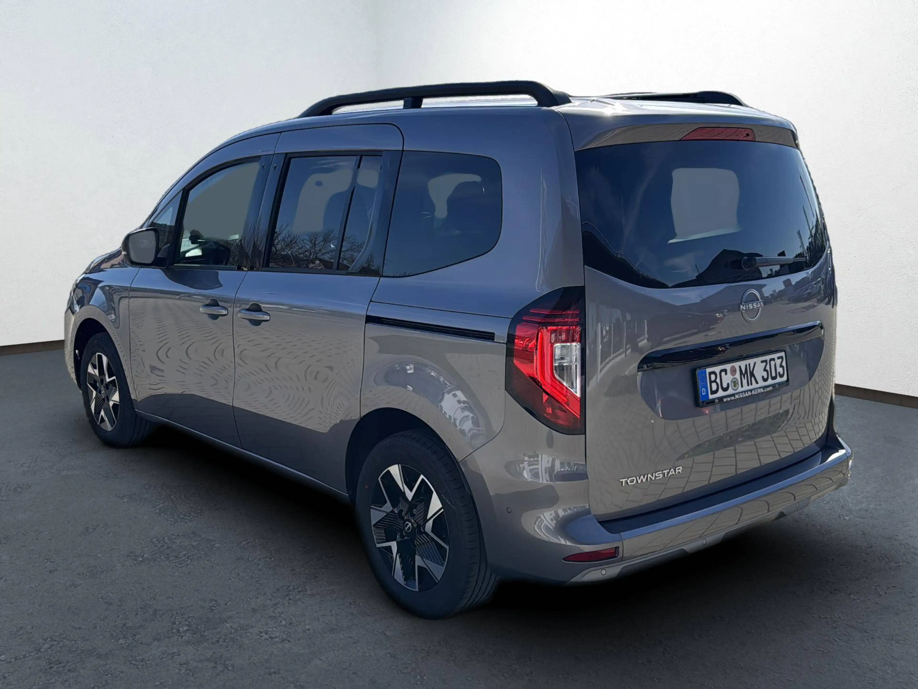 Nissan Townstar 1.3 Tekna L1 DIG-T 7AT / %SSV% — photo 4