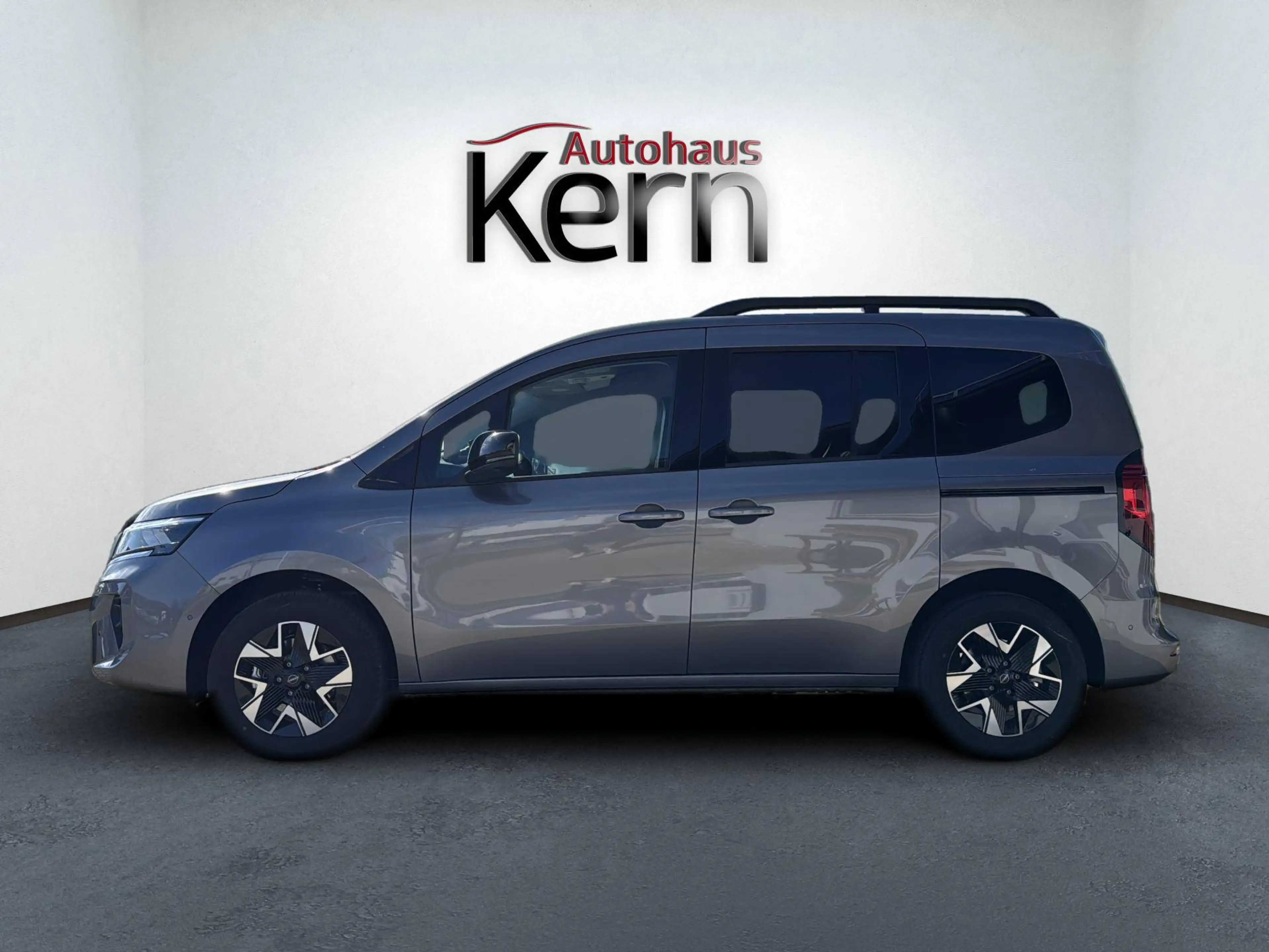 Nissan Townstar 1.3 Tekna L1 DIG-T 7AT / %SSV% — photo 3
