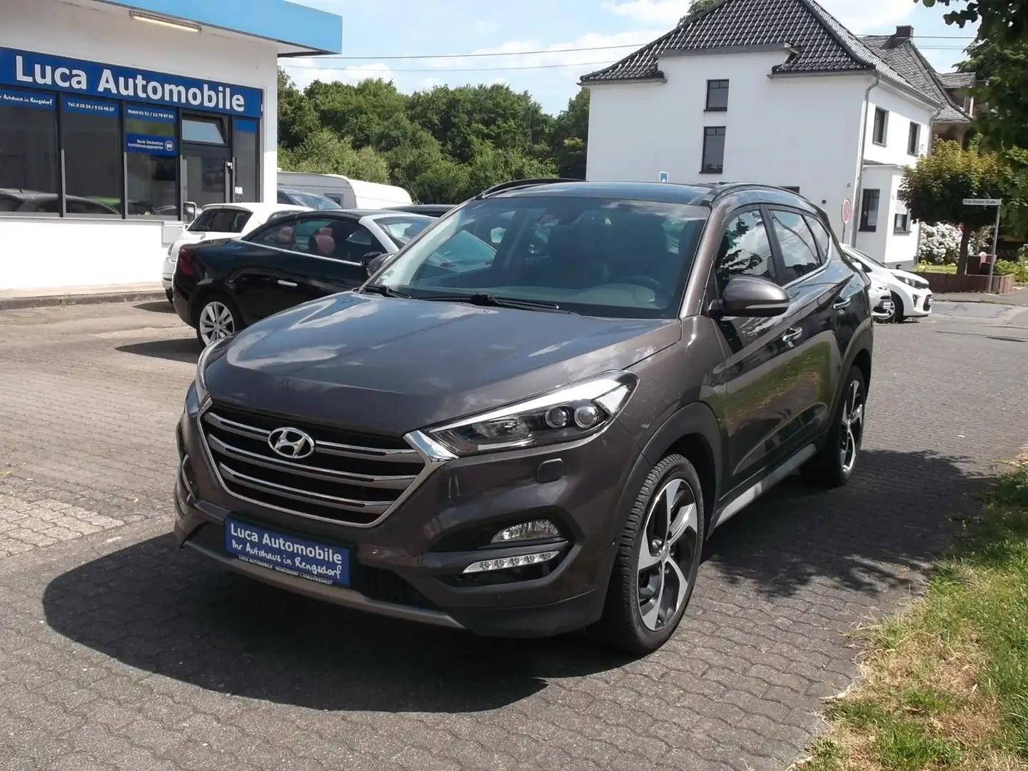 Hyundai TUCSON Premium 4WD  PANO - 2