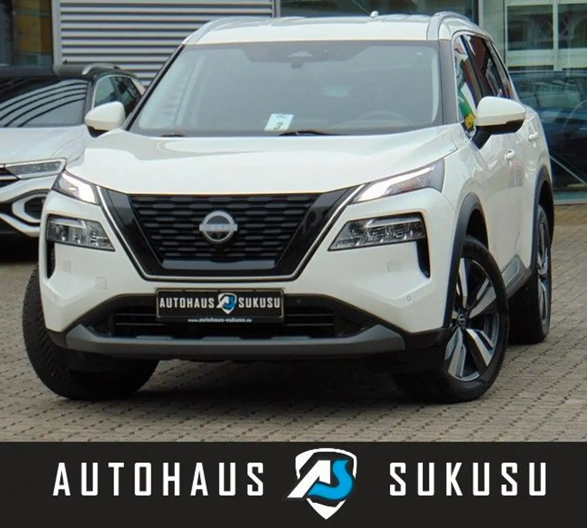 Nissan X-Trail 1.5 Aut. N-Connecta Weiß - 1