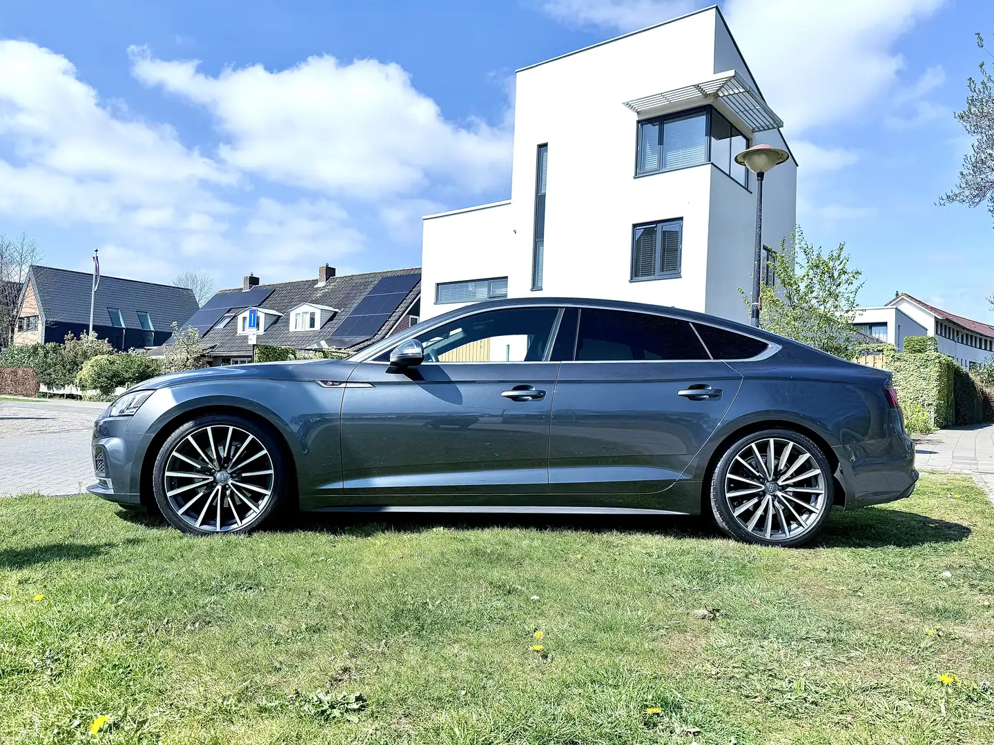 Audi A5 2.0 245pk daytona grijs 3x S-Line Virtual Cockpit Grijs - 1