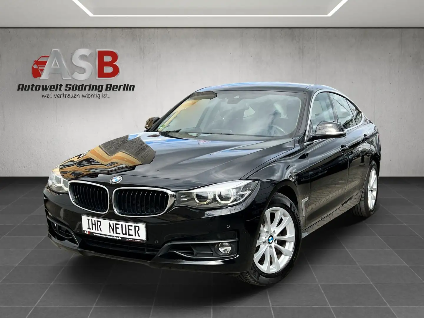 BMW 330 d xDrive Advantage Gran Turismo*LED*Navi* Schwarz - 1