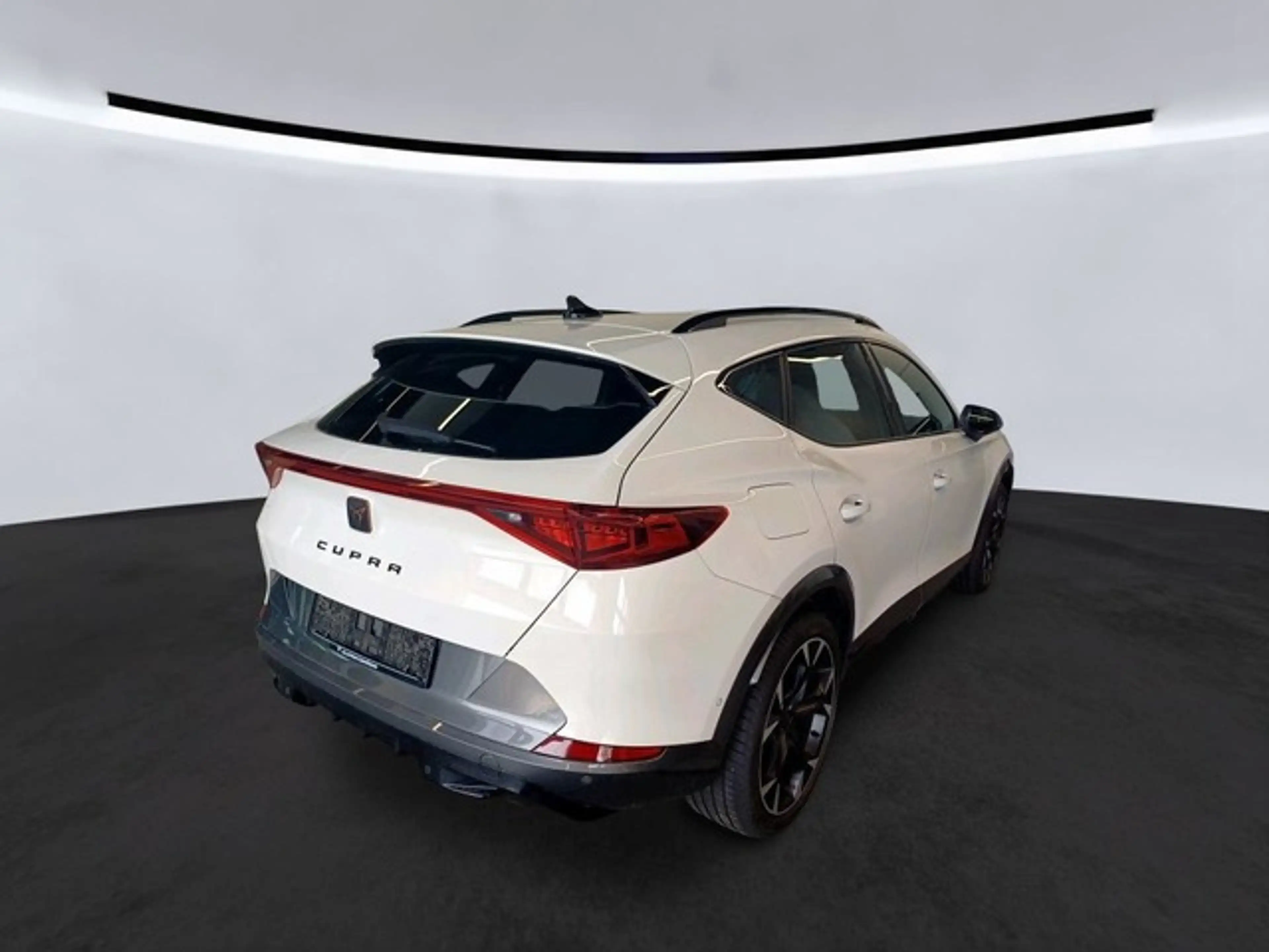 CUPRA Formentor VZ5 2.0 TSI VZ DSG Kamera/Navi/LED/19 — photo 5