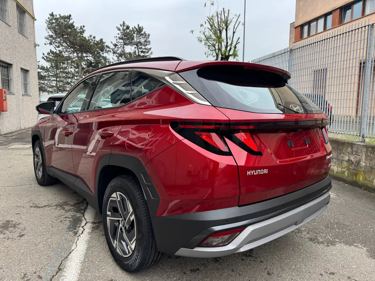 Hyundai TUCSON 1.6 Crdi 48V ( MHEV ) DCT X-TECH KM.0 " PRONTA CONSEGNA " 4