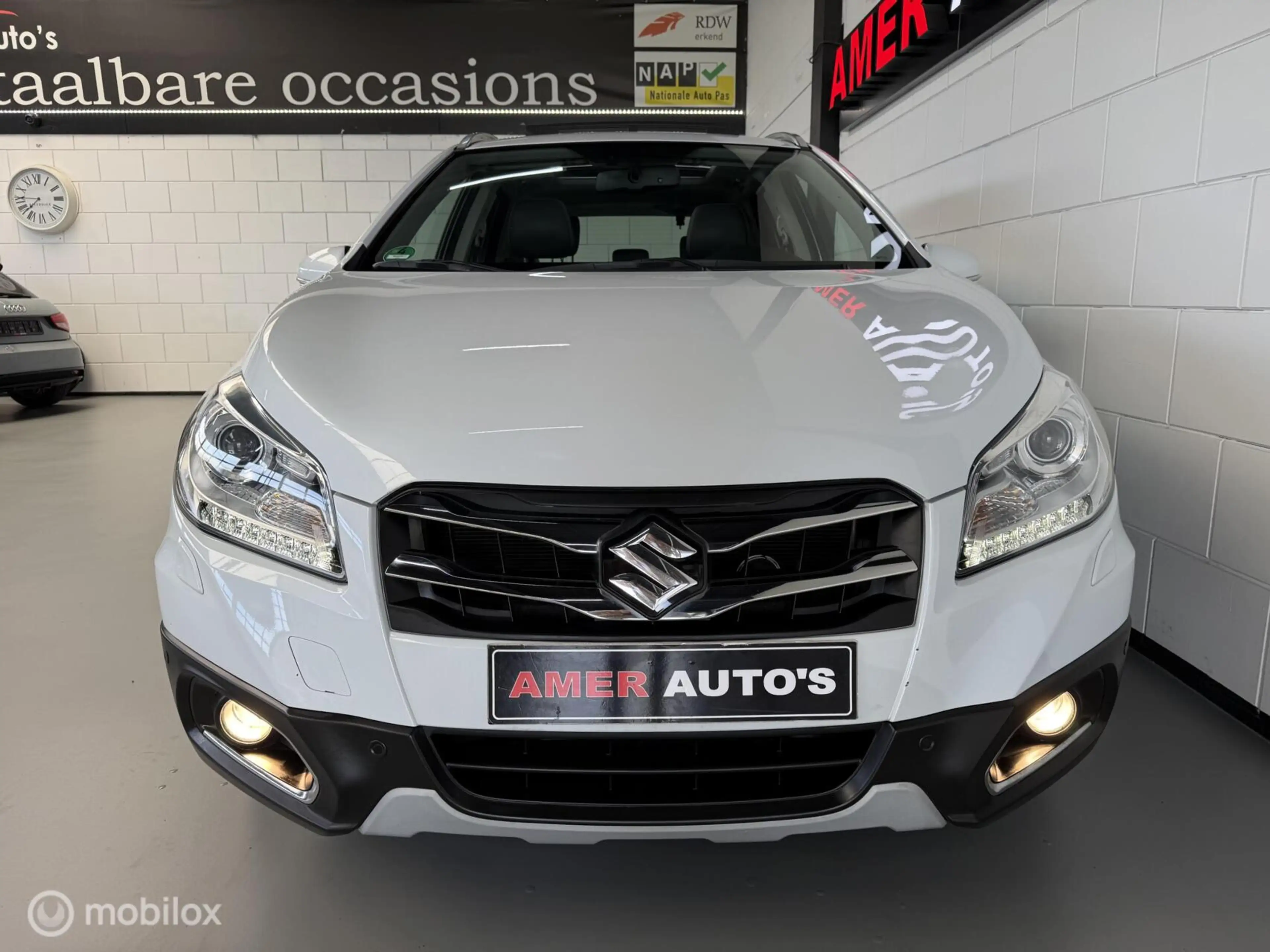 Suzuki SX4 S-Cross 1.6 4x4/Automaat/Pano/Parelmoer wit/UNIEK — photo 2