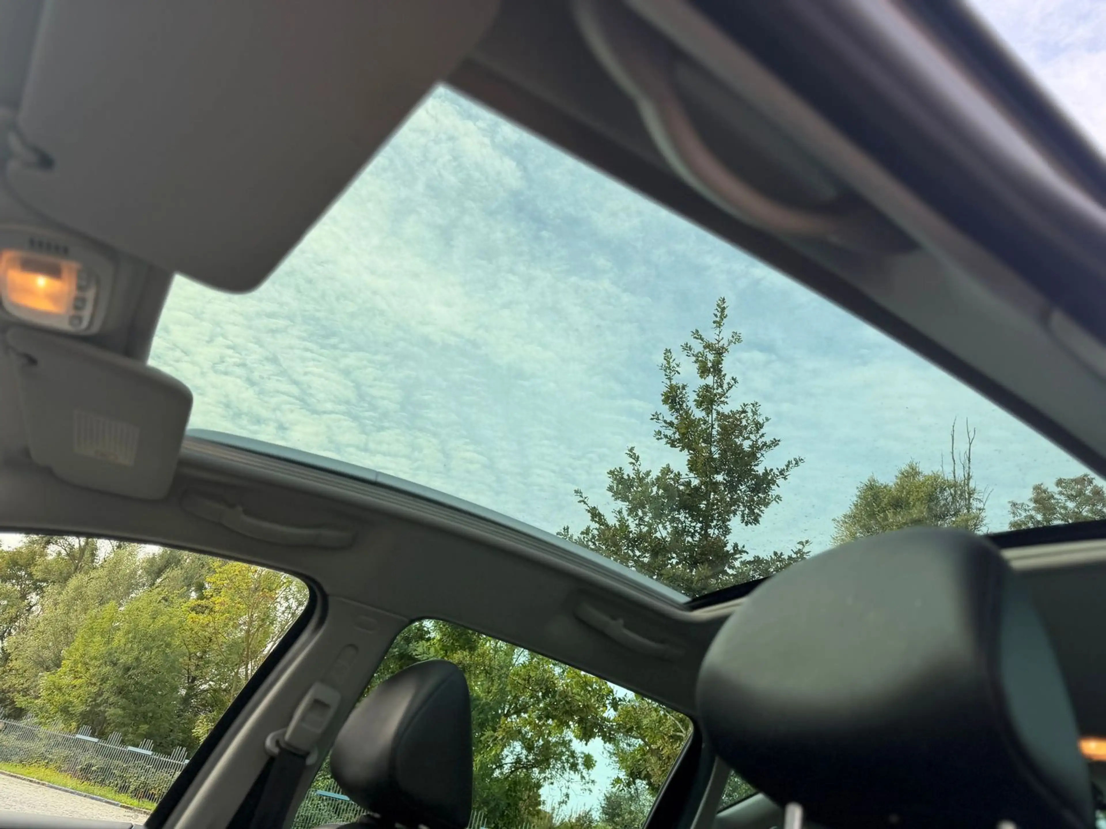 Peugeot 207 1.6 Premium 1.HAND/AUTOMATIK/PANO/PDC/KLIMA — photo 13