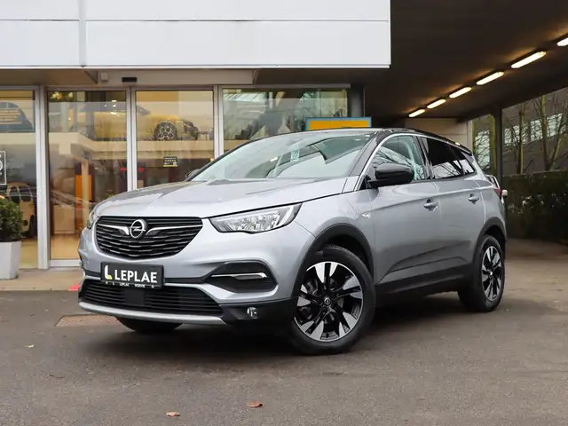 Opel Grandland X INNOVATION 1.2T  AT8 130PK |LED|NAVI|CAMERA|GARANT