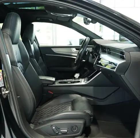 Audi A6 Avant view 15