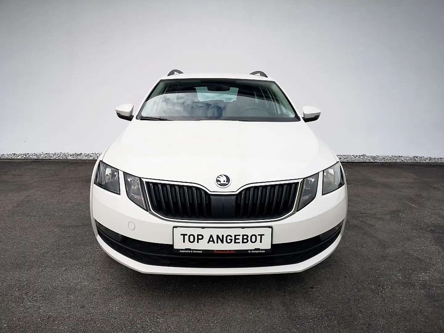 Skoda Octavia Combi 1,6 TDI Ambition Limited Blanco - 2