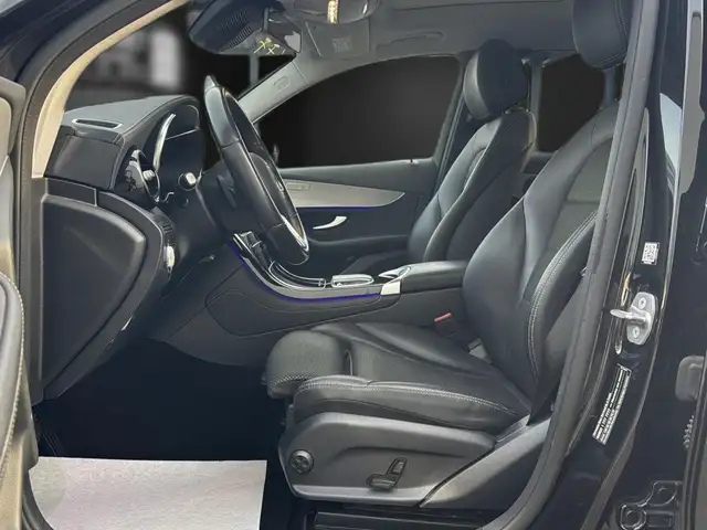 Mercedes-Benz GLC view 13