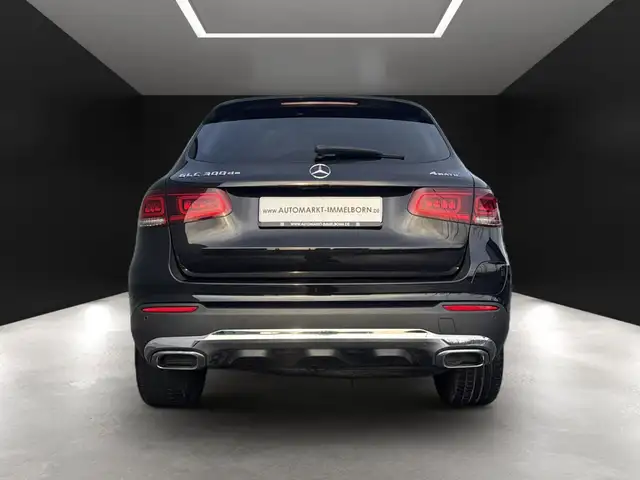 Mercedes-Benz GLC view 10