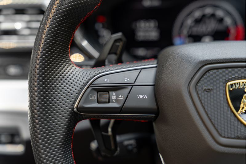 Lamborghini Urus Massage B&O Carbon ACC HUD Urus 4.0 V8 — photo 36